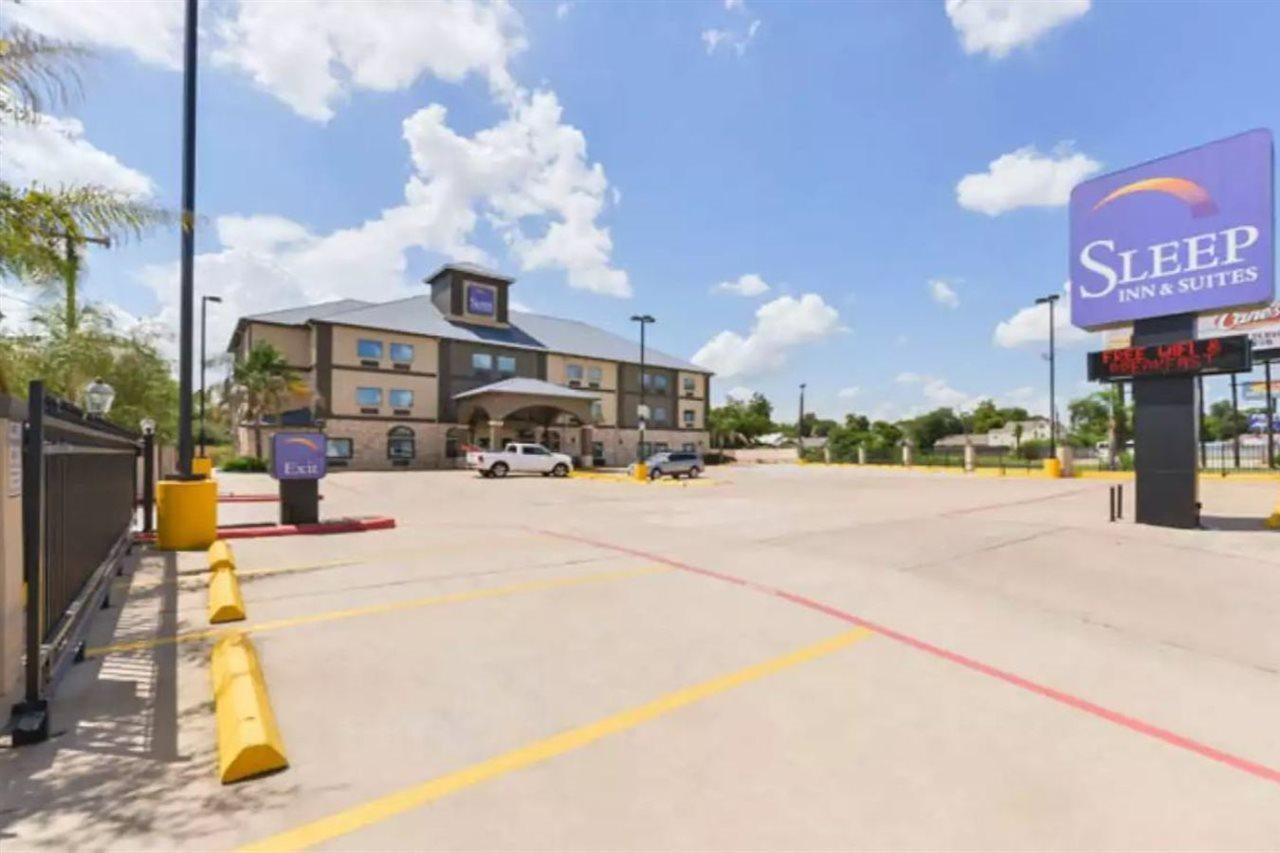 Sleep Inn And Suites Downtown Houston Exterior photo